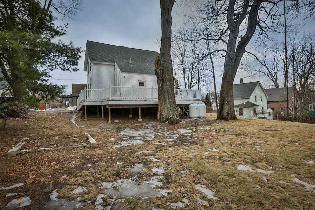6 Laurel Street Derry, NH 03038 - Photo 4 of 26 Gallery Image 4