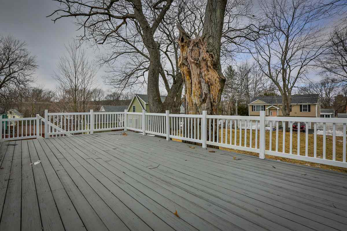 6 Laurel Street Derry, NH 03038 - Photo 5 of 26 Gallery Image 5