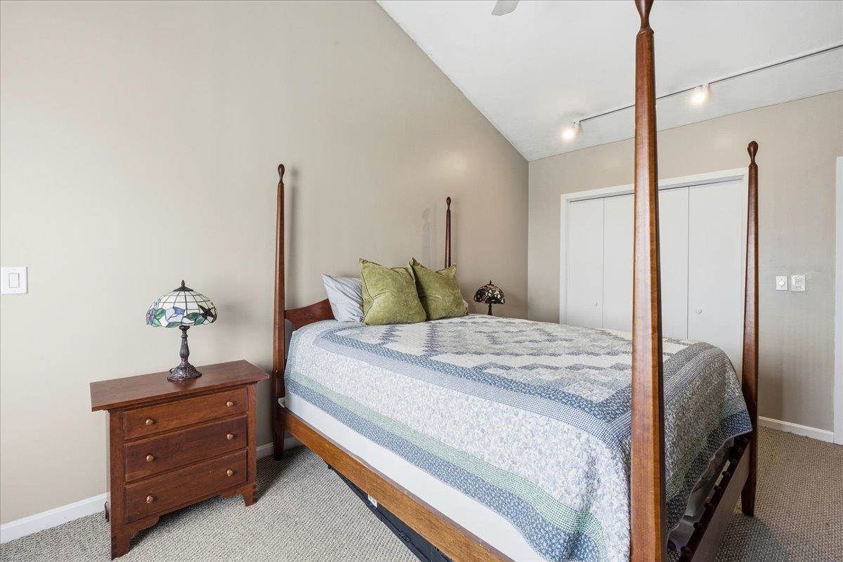 5 Tsienneto Road, Unit 75 Derry, NH 03038 - Photo 16 of 35