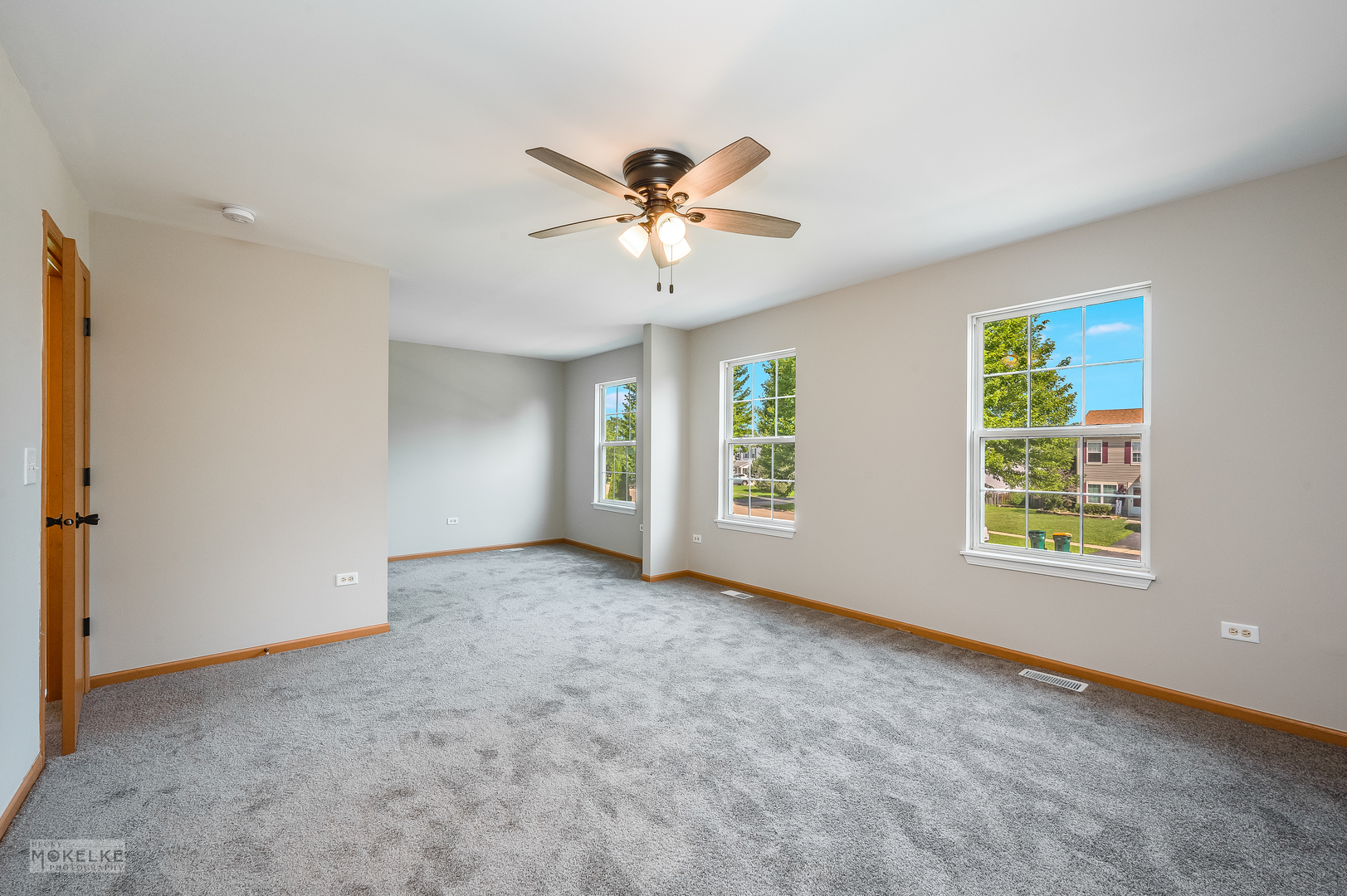 4212 Dillon Street Plano, IL 60545 - Photo 16 of 26 a view of an empty room with a window