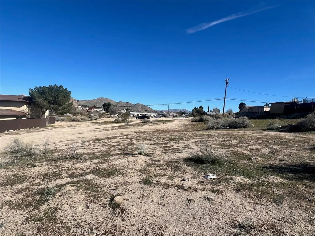 0 Mondamon Road Apple Valley, CA 92307 - Photo 4 of 11 a view of ocean view with beach