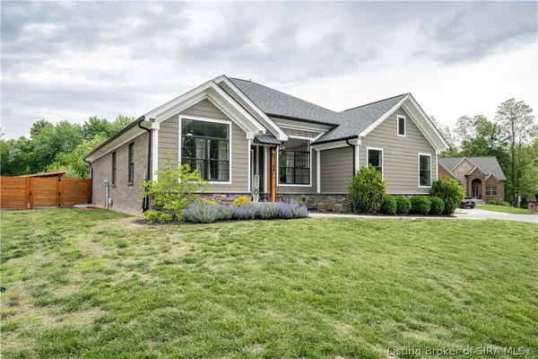 $545,000 | 1109 Dora Drive, Sellersburg, IN 47172