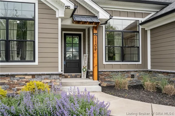 $545,000 | 1109 Dora Drive, Sellersburg, IN 47172