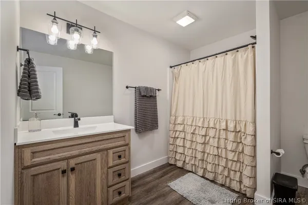 $545,000 | 1109 Dora Drive, Sellersburg, IN 47172
