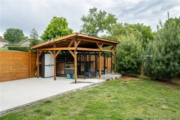 $545,000 | 1109 Dora Drive, Sellersburg, IN 47172