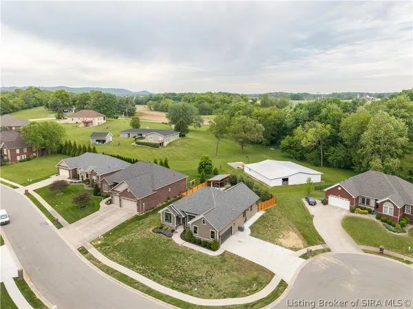 $545,000 | 1109 Dora Drive, Sellersburg, IN 47172