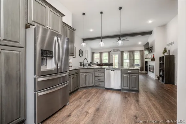 $545,000 | 1109 Dora Drive, Sellersburg, IN 47172