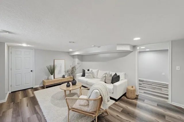 $419,900 | 25815 Wildrose Lane, Excelsior, MN 55331