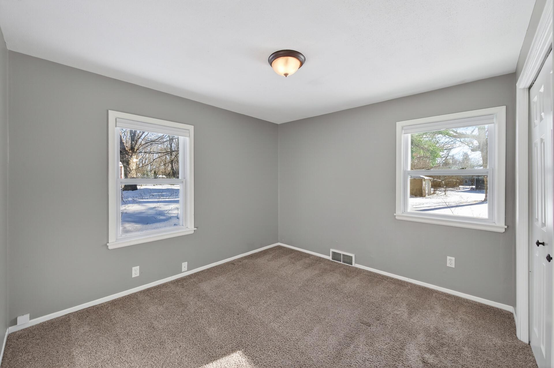 25815 Wildrose Lane Excelsior, MN 55331 - Photo 16 of 21