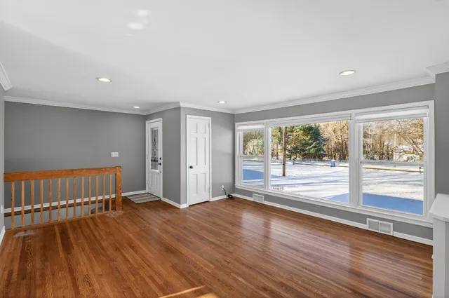 $419,900 | 25815 Wildrose Lane, Excelsior, MN 55331