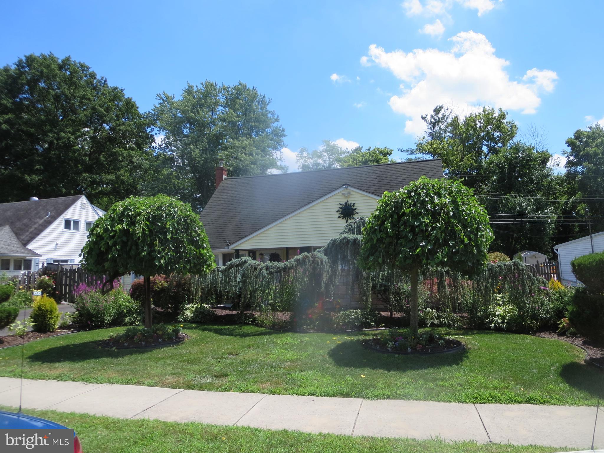52 Hollow Road Levittown, PA 19056 - Photo 2 of 51 Exterior Front from Street