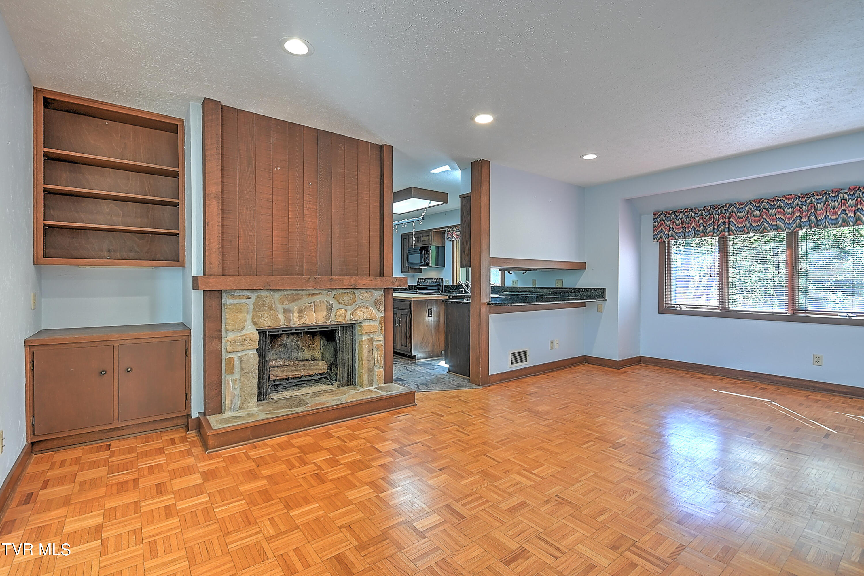 52 Grove Hill Road Kingsport, TN 37660 - Photo 36 of 80 52 Grove Hill Rd ES-31