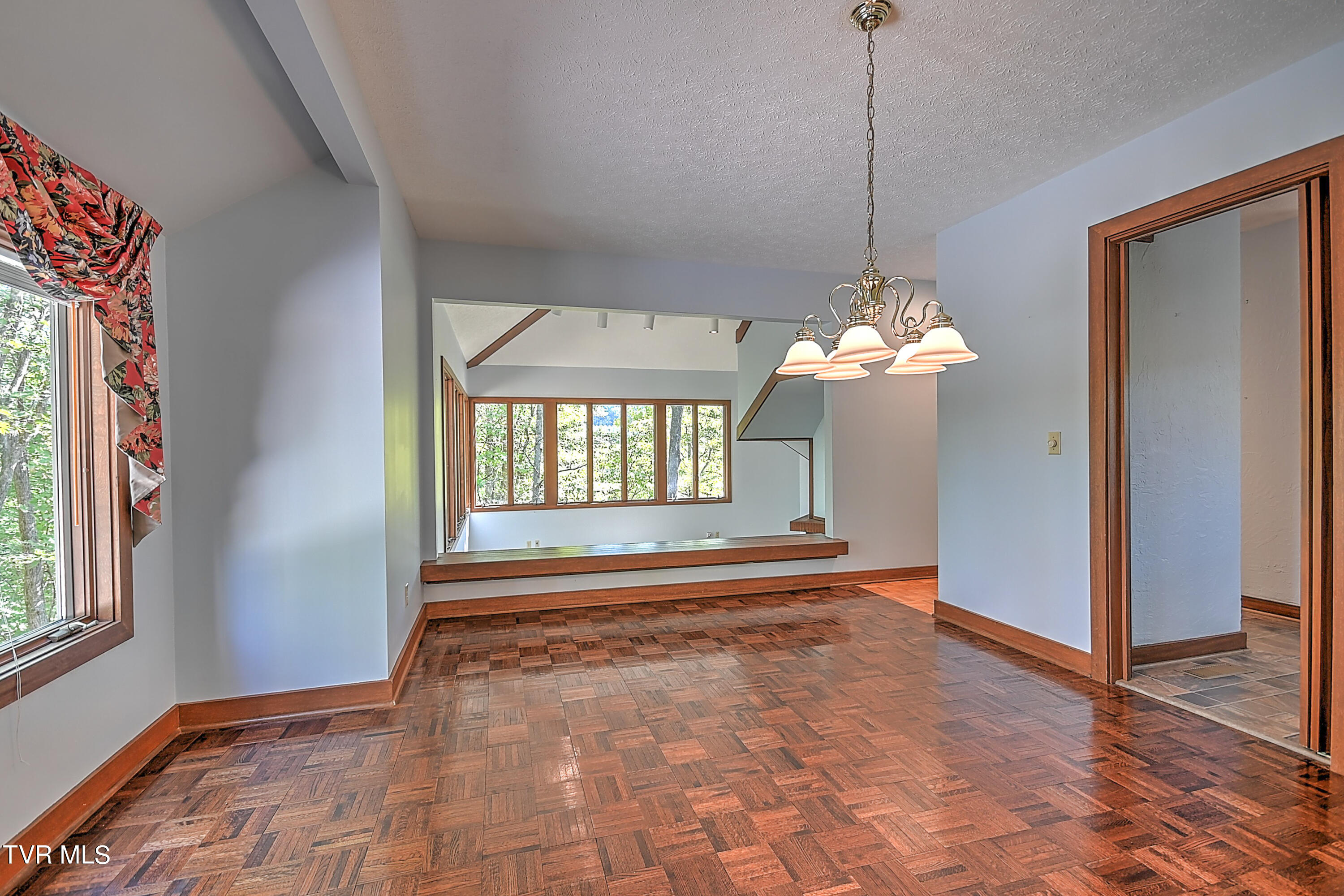 52 Grove Hill Road Kingsport, TN 37660 - Photo 44 of 80 52 Grove Hill Rd ES-39