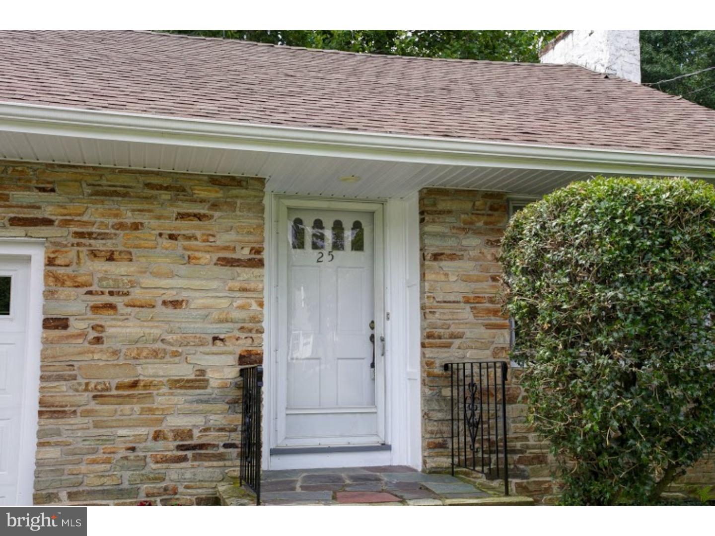 25 Hilltop Road Ewing, NJ 08638 - Photo 2 of 25