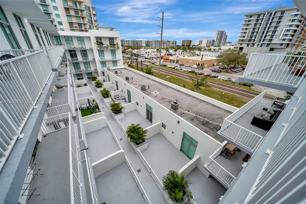 $375,000 | 2100 Van Buren Street, Unit 508, Hollywood, FL 33020