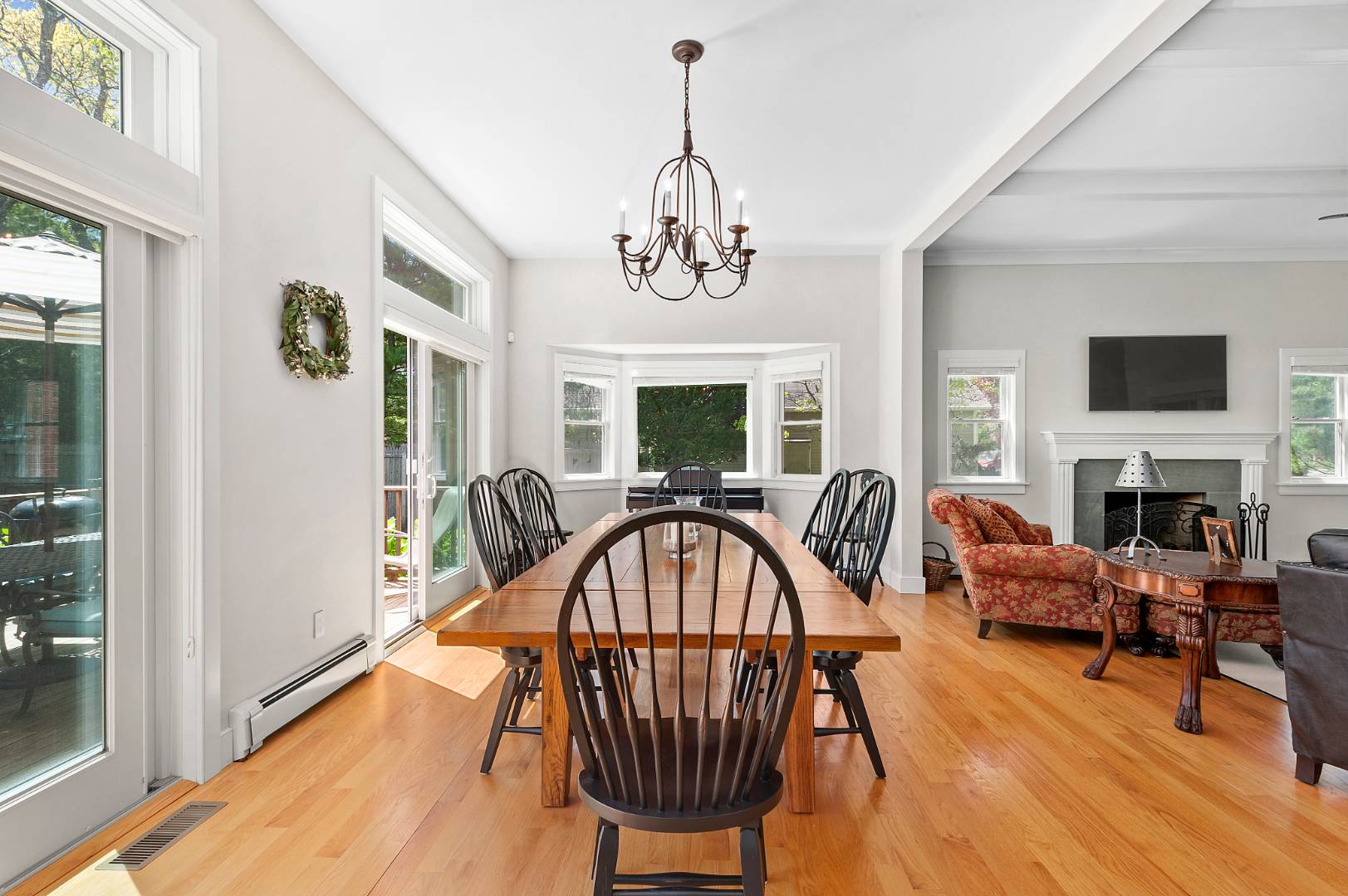 231 Norfolk Drive East Hampton, NY 11937 - Photo 6 of 17 a view of a livingroom with furniture window and wooden floor