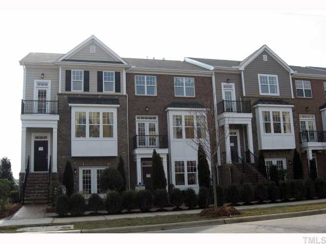 10105 Glen Autumn Road, Unit 109 Raleigh, NC 27617 - Photo 2 of 8 The Baxter Model!
