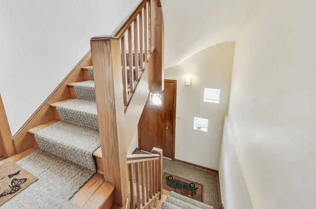 $1,350 | 2631 North 74th Avenue, Unit G, Elmwood Park, IL 60707