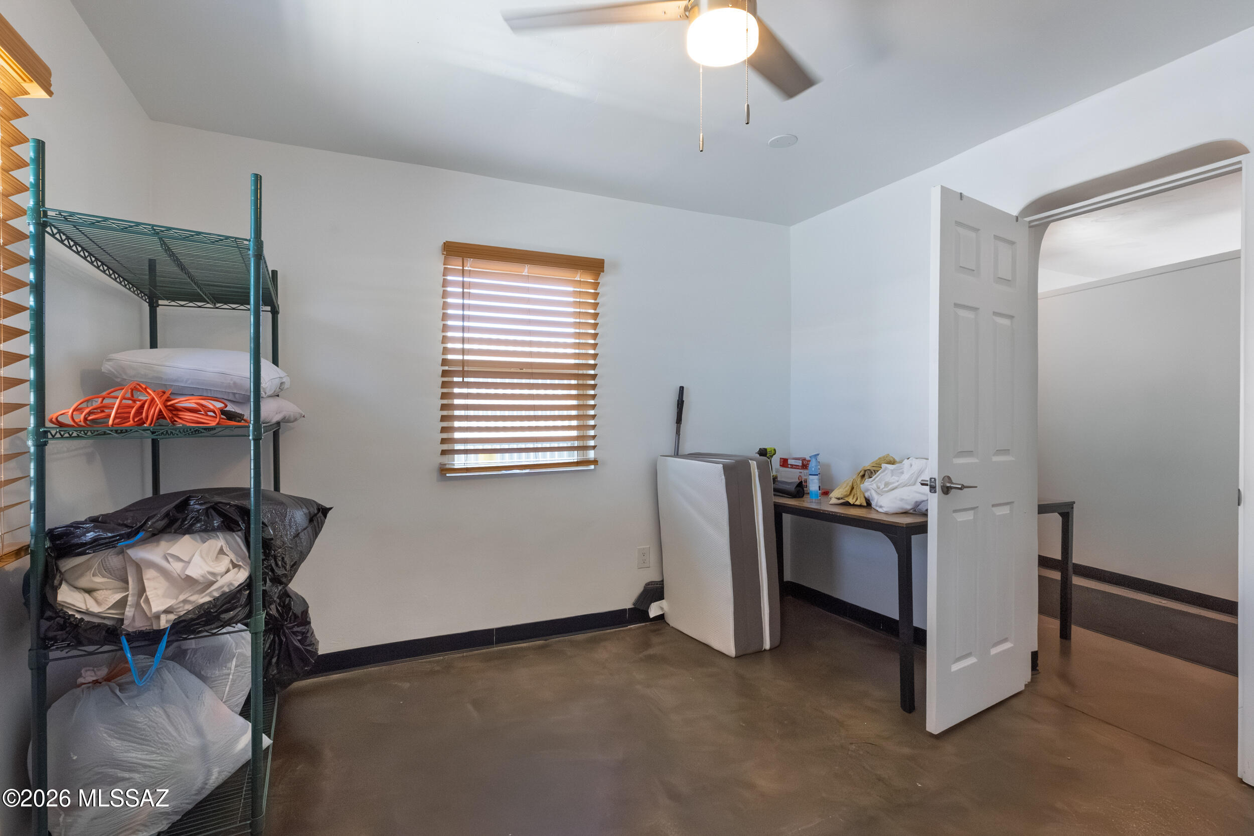 802 East Silverlake Road Tucson, AZ 85713 - Photo 42 of 46
