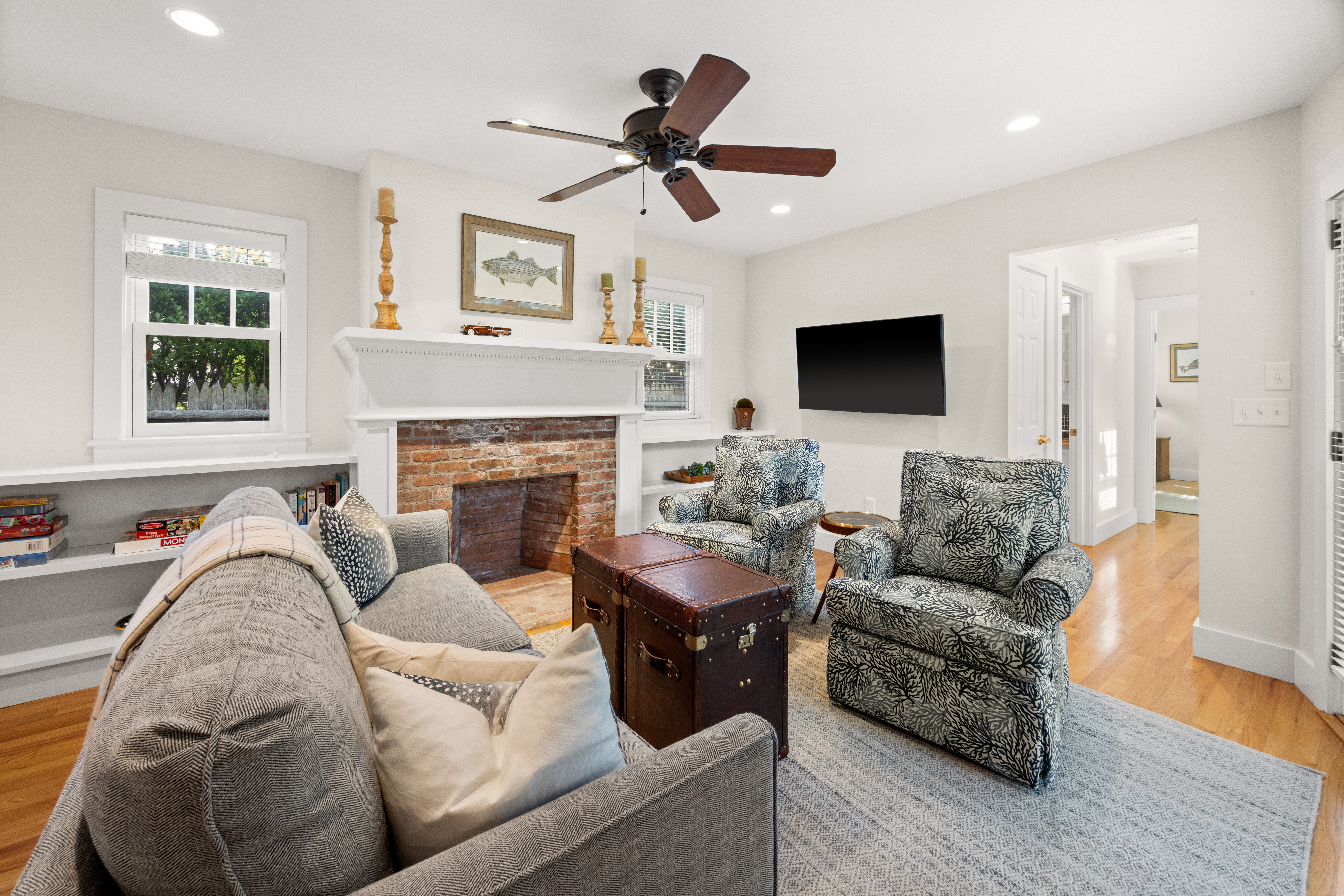 13 Planting Field Way Edgartown, MA 02539 - Photo 24 of 46 Primary wing ~ living room...