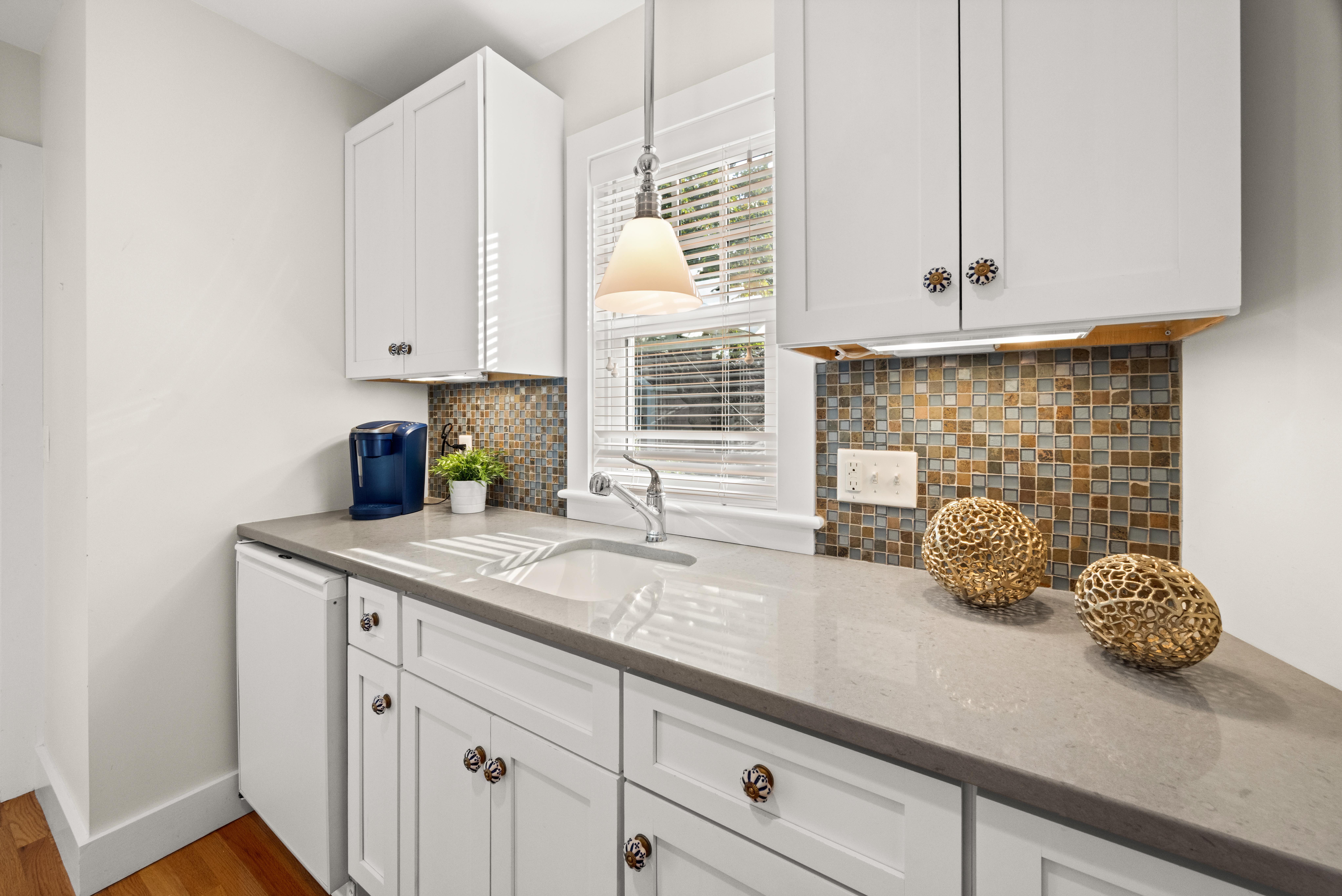 13 Planting Field Way Edgartown, MA 02539 - Photo 26 of 46 Kitchenette with sink, refrigerator, and cabinetry