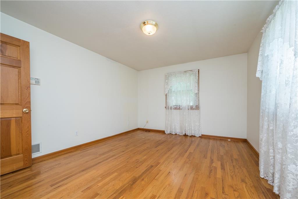 1607 Millers Run Road McDonald, PA 15057 - Photo 16 of 41