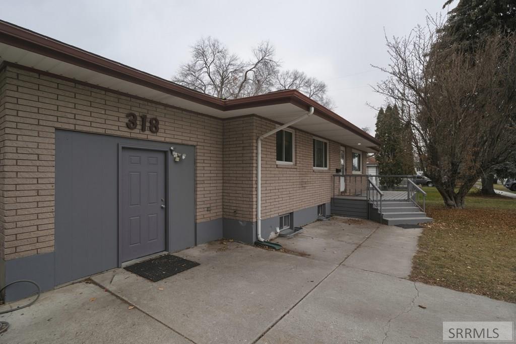 318 West Center Street Shelley, ID 83274 - Photo 2 of 39