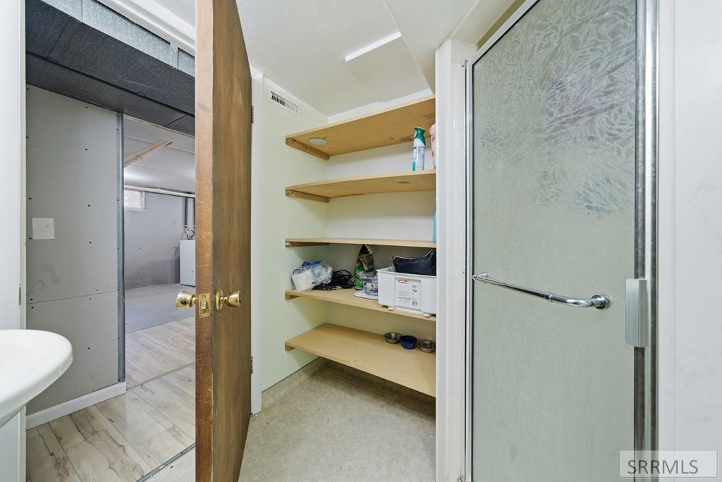 318 West Center Street Shelley, ID 83274 - Photo 29 of 39