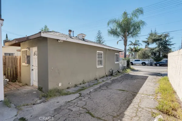 $1,195,000 | 11849 Hart Street, North Hollywood, CA 91605