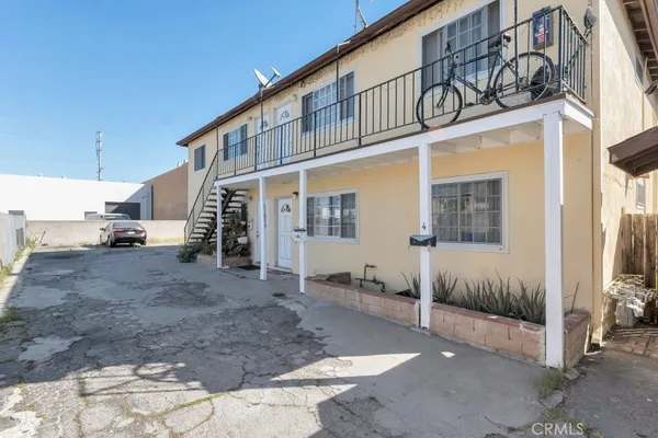 $1,195,000 | 11849 Hart Street, North Hollywood, CA 91605