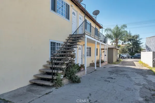 $1,195,000 | 11849 Hart Street, North Hollywood, CA 91605