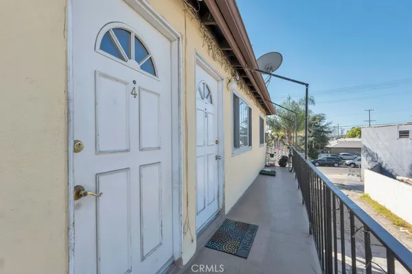 $1,195,000 | 11849 Hart Street, North Hollywood, CA 91605