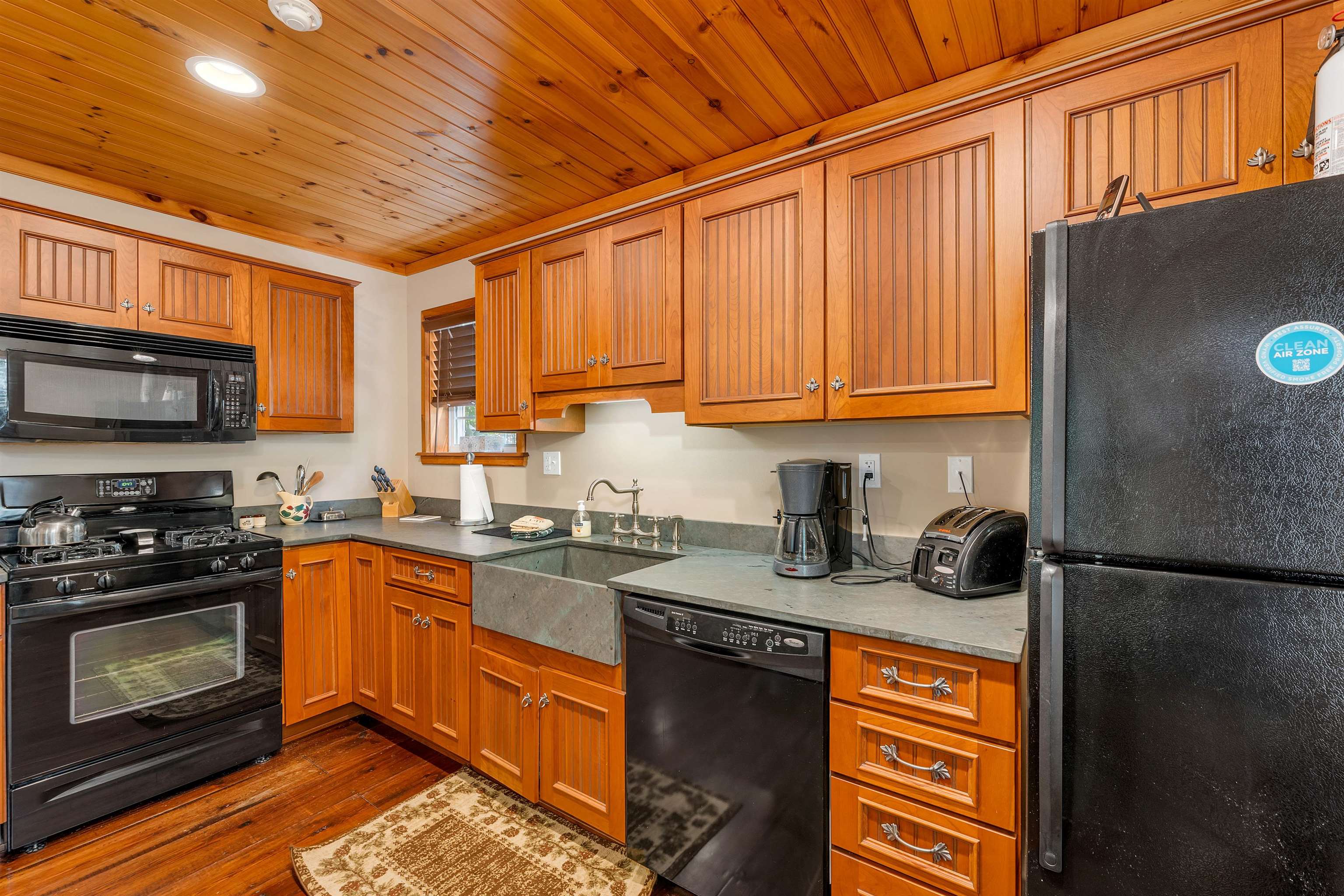 145 Hill Road Conway, NH 03813 - Photo 29 of 40