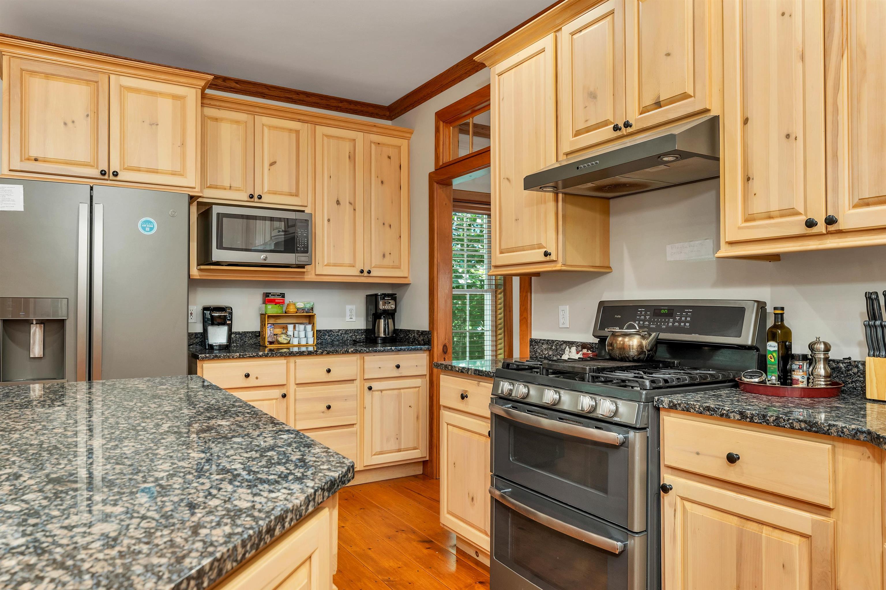 145 Hill Road Conway, NH 03813 - Photo 8 of 40