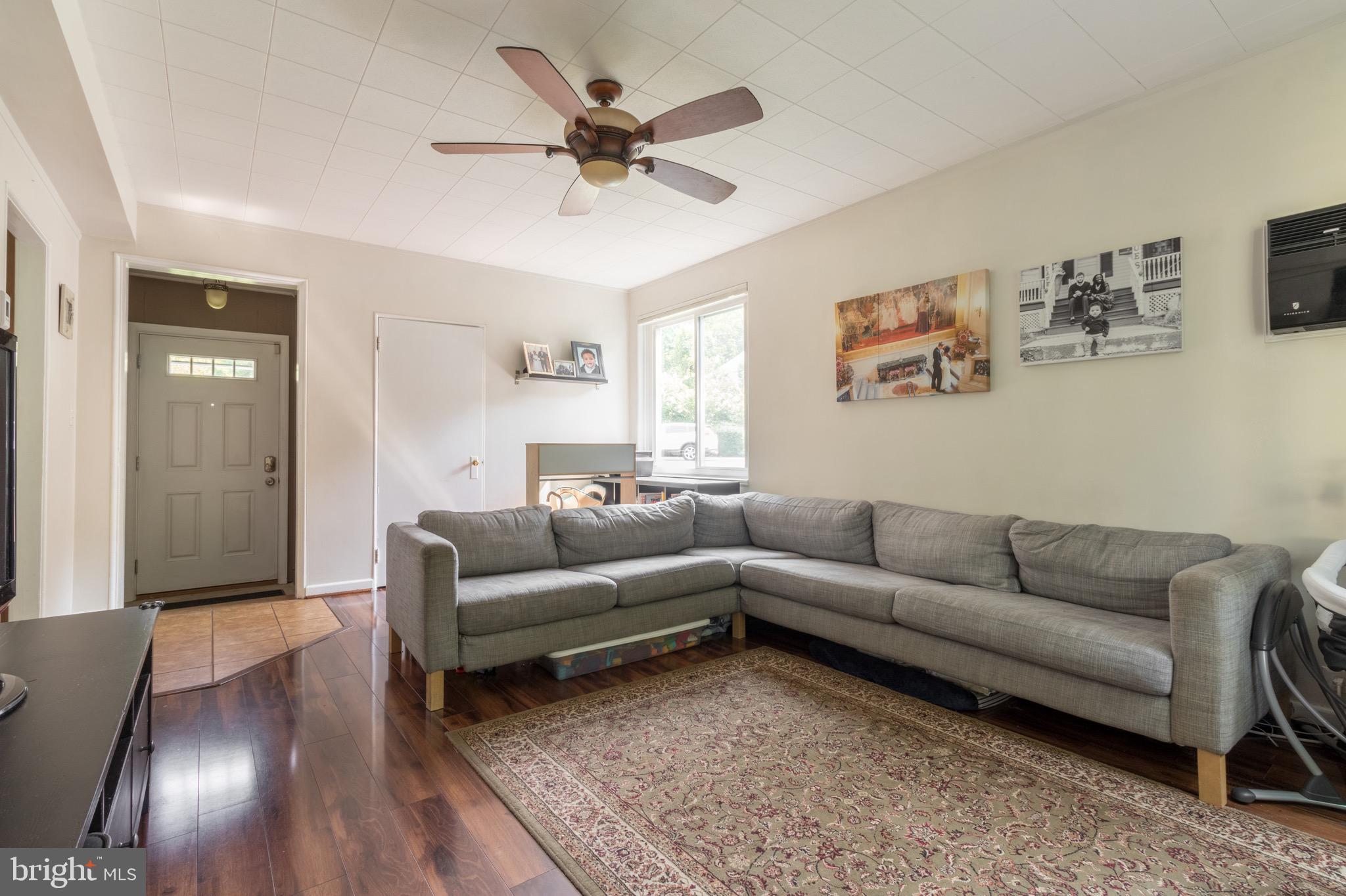41 Ridge Road Greenbelt, MD 20770 - Photo 3 of 17