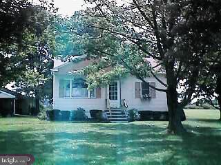 636 Tollgate Road Quakertown, PA 18951 - Photo 1 of 4 Gallery Image 1
