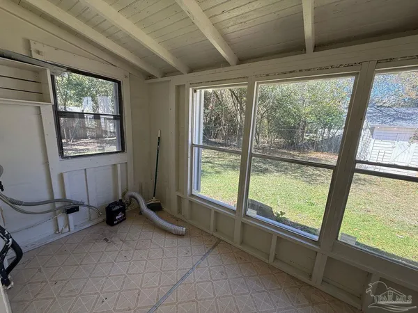 $1,995 | 1120 Barcia Drive, Pensacola, FL 32503