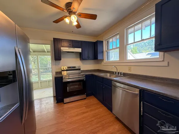 $1,995 | 1120 Barcia Drive, Pensacola, FL 32503