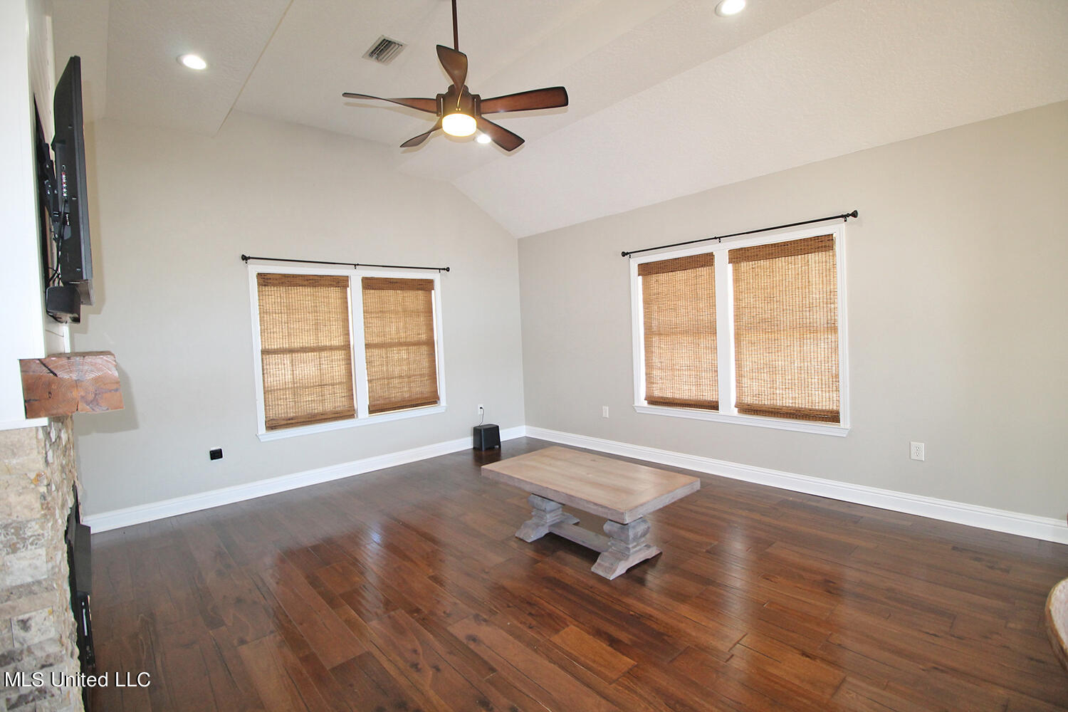 160 Timberidge Road Lucedale, MS 39452 - Photo 8 of 60 1 (6)