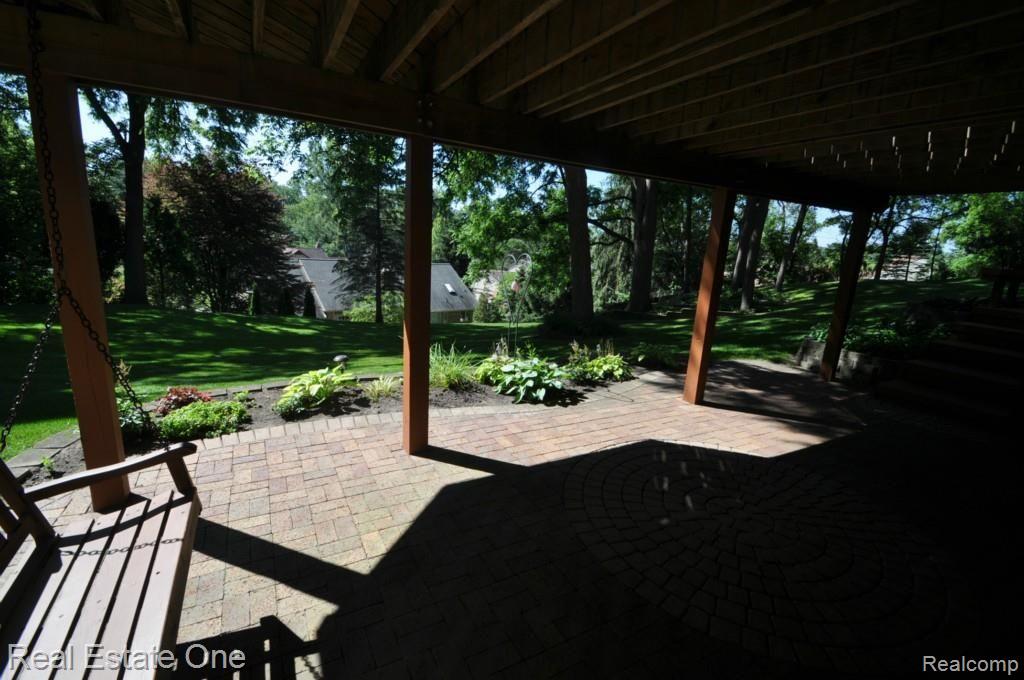 923 Ravine Terrace Drive Rochester, MI 48307 - Photo 27 of 30 26.jpg