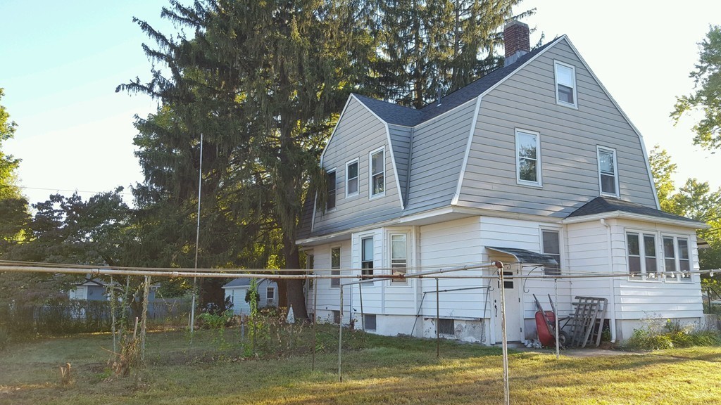 86 Silas Street Springfield, MA 01109 - Photo 1 of 13 Gallery Image 1