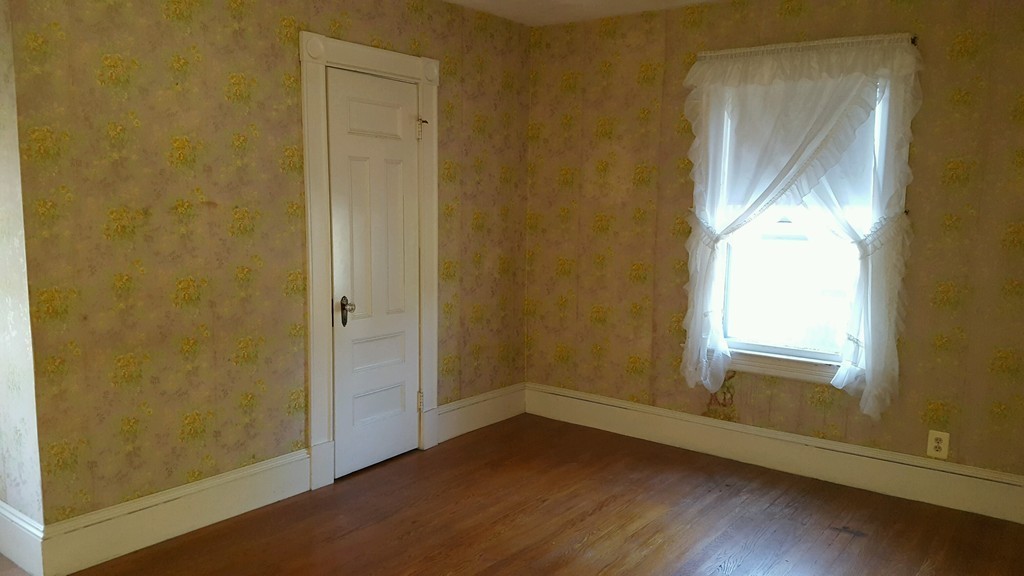 86 Silas Street Springfield, MA 01109 - Photo 11 of 13 Gallery Image 11