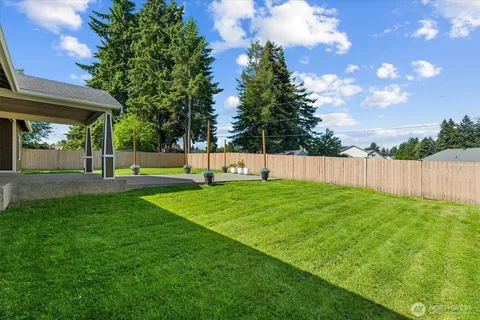 $774,995 | 3210 14th St Place Southeast, Puyallup, WA 98373