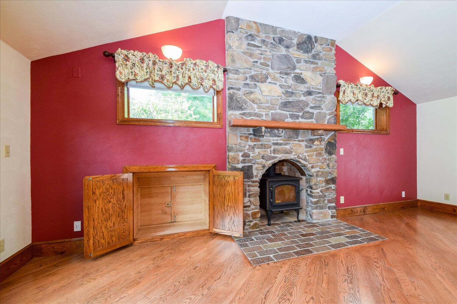 06-6441 Roselawn-6