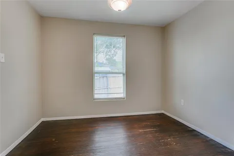 $275,000 | 818 East Woodin Boulevard, Dallas, TX 75216