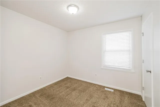 $2,225 | 11301 North Marsh Avenue, Kansas City, MO 64157