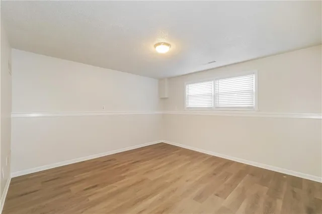 $2,225 | 11301 North Marsh Avenue, Kansas City, MO 64157