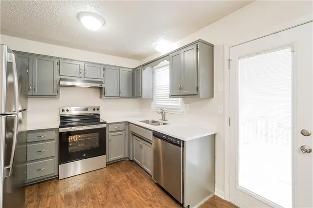 $2,225 | 11301 North Marsh Avenue, Kansas City, MO 64157