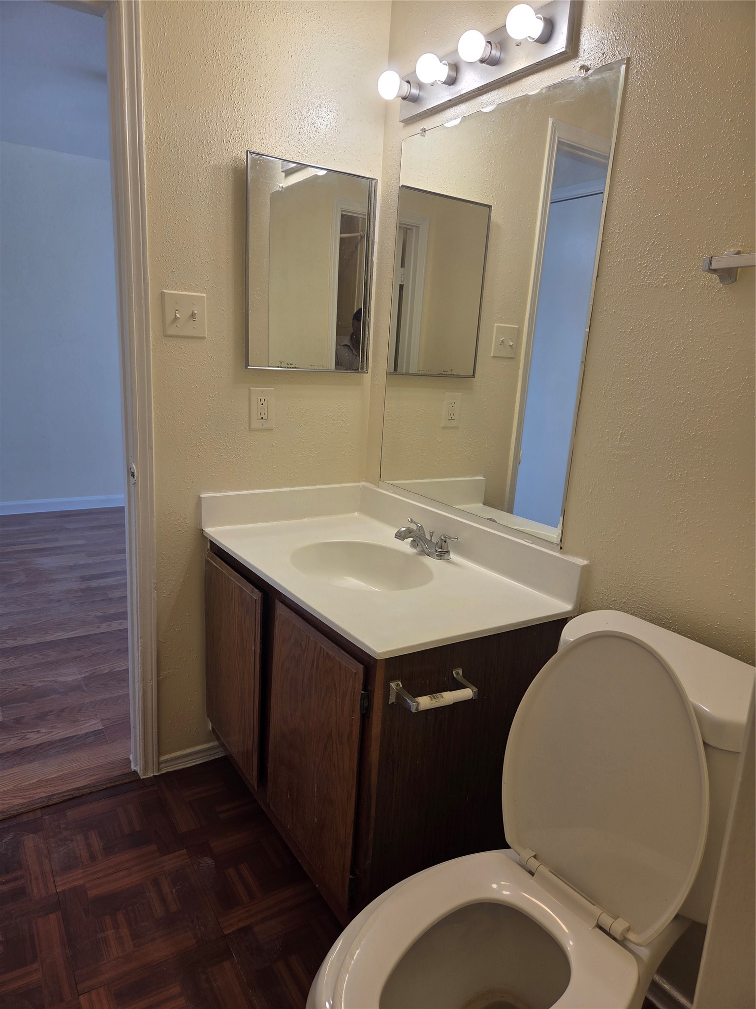11545 South Kirkwood Road Houston, TX 77099 - Photo 8 of 9