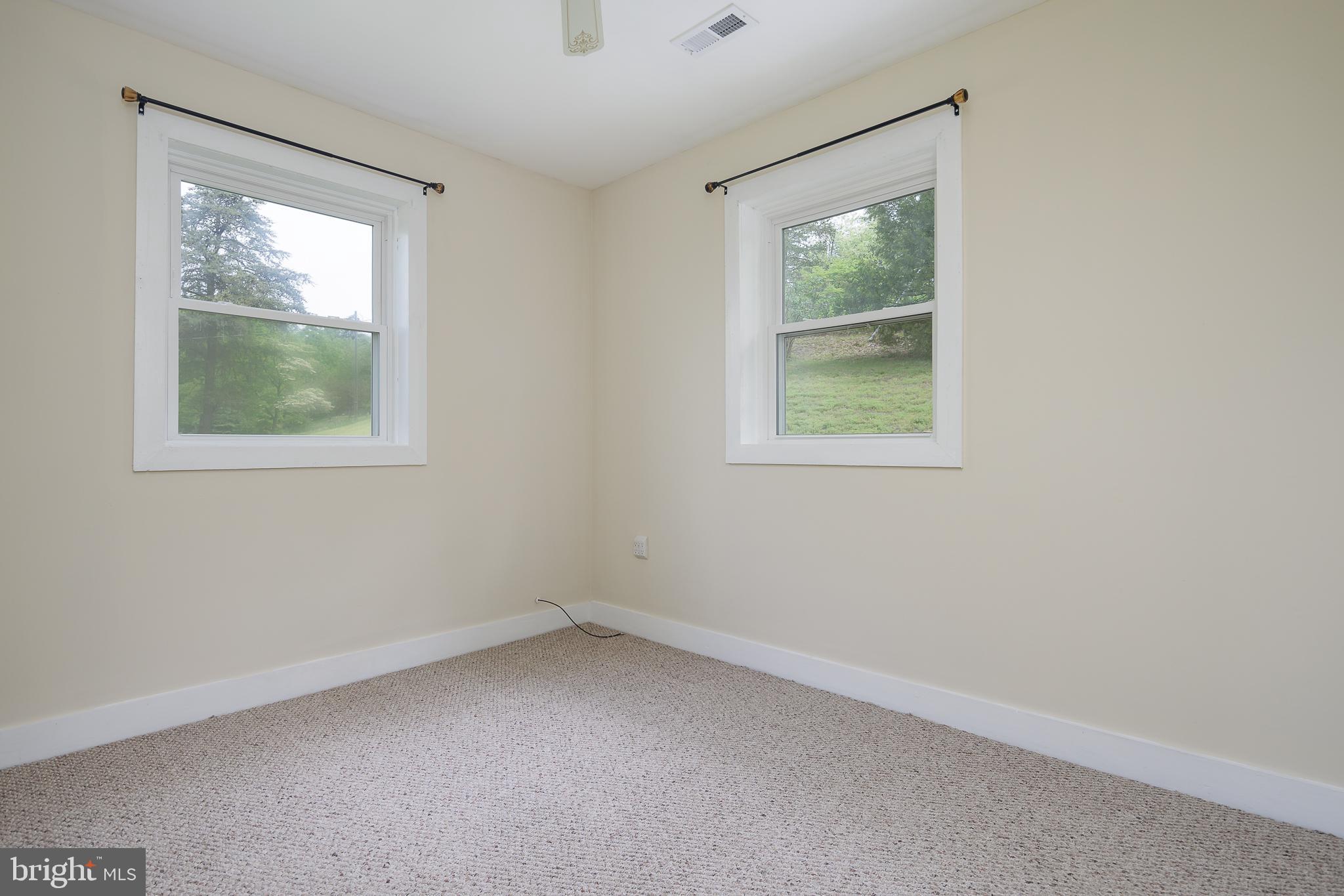 10418 Ada Road Marshall, VA 20115 - Photo 32 of 46 Bedroom